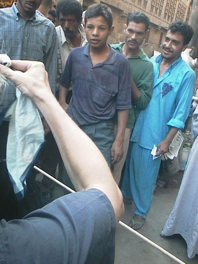 Auf der einen Seite eines riesengroßen Meeres lebte einmal ein ... ... Gespenst!