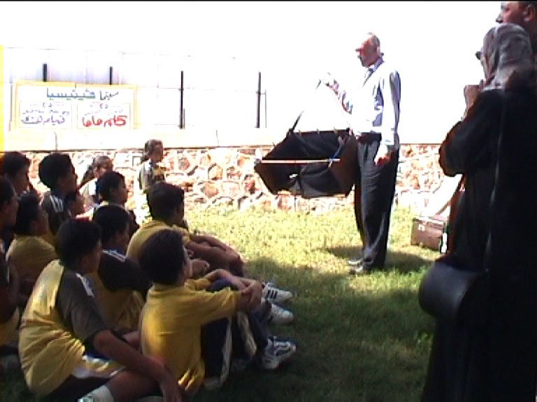 Bauchladentheater-Auftritte-Deutsches-Festival-Alexandria