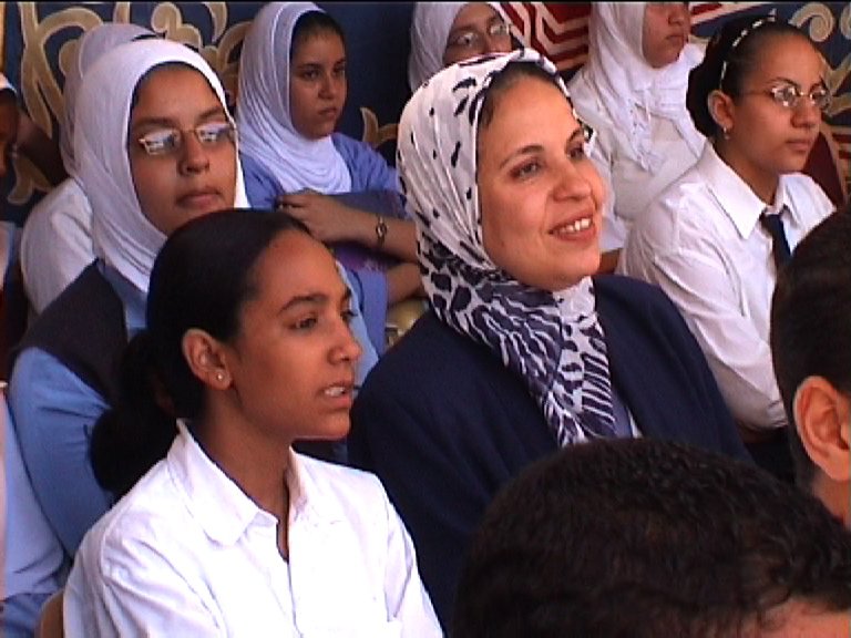 Bauchladentheater-Auftritte-Deutsches-Festival-Alexandria