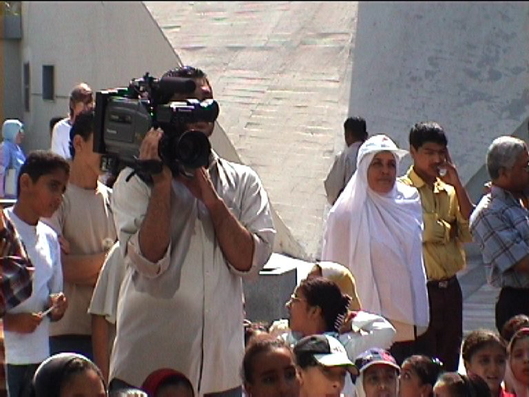 Bauchladentheater-Auftritte-Deutsches-Festival-Alexandria
