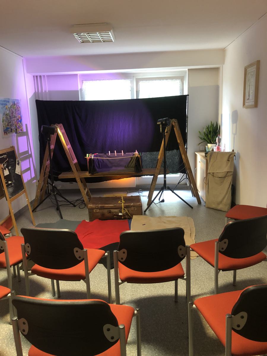Bauchladentheater im Stadtteilbüro Bieblach-Ost