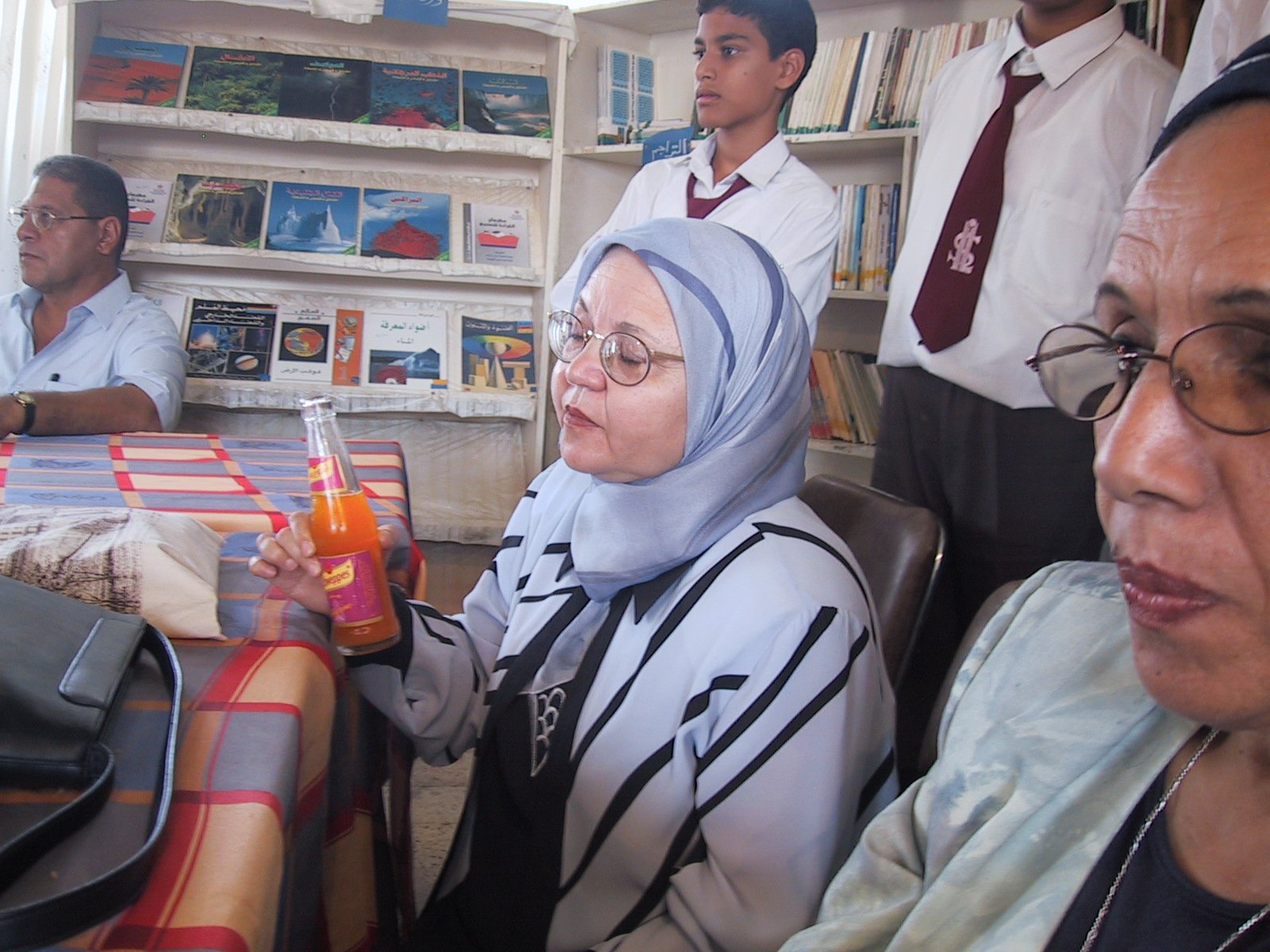 Bauchladentheater-Auftritte-Deutsches-Festival-Nildelta