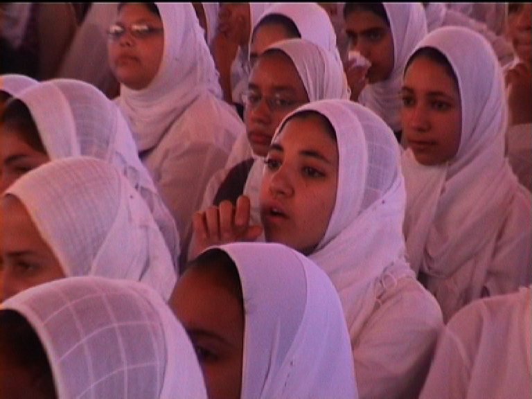 Bauchladentheater-Auftritte-Deutsches-Festival-Nildelta