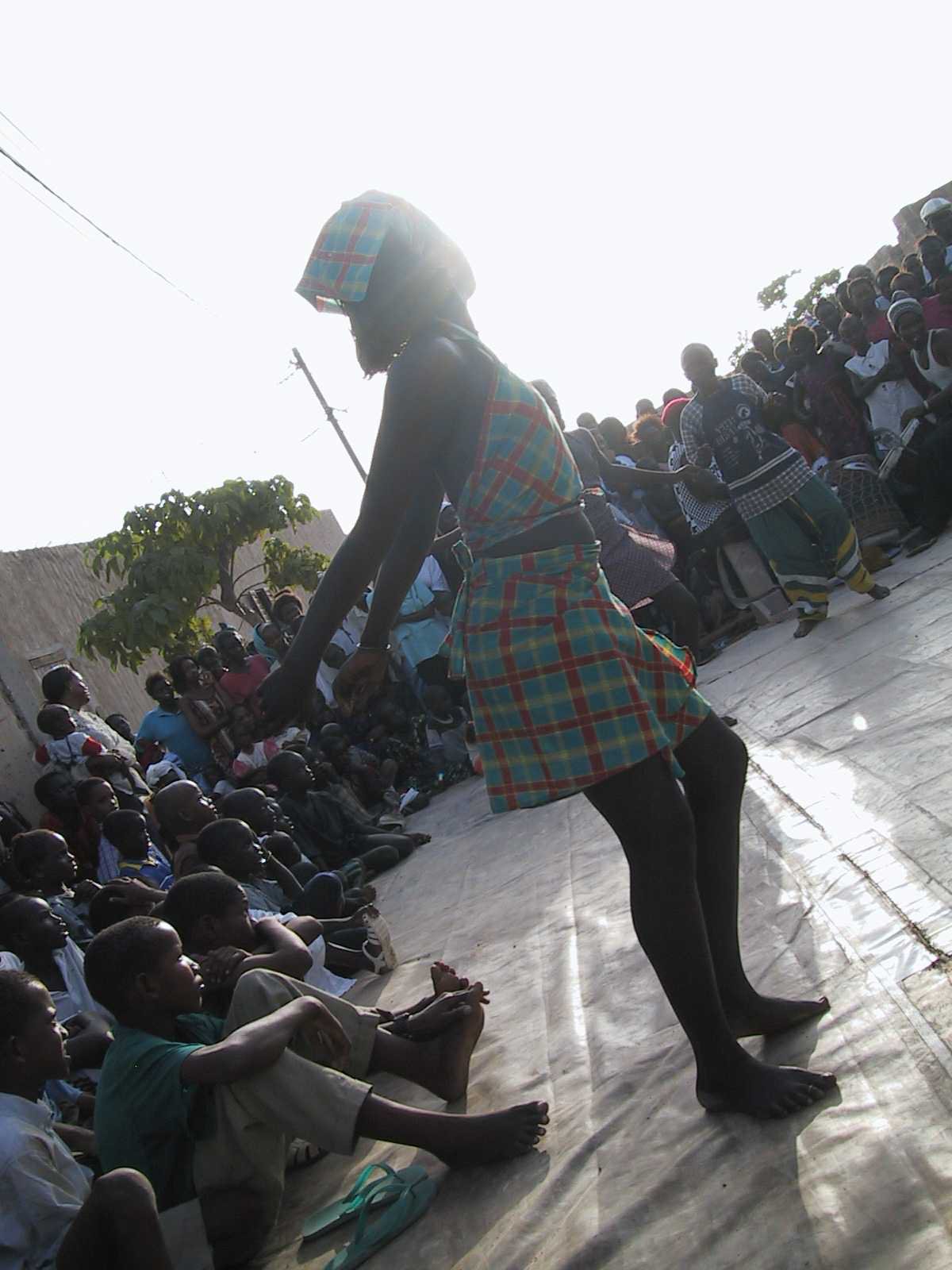 Bauchladentheater-Auftritt-Kairo-1999