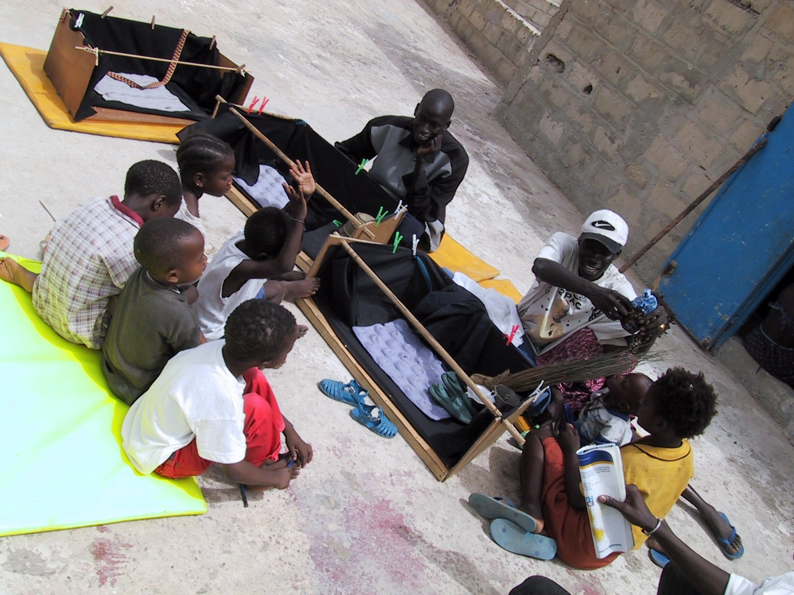 Bauchladentheater-Auftritt-Kairo-1999